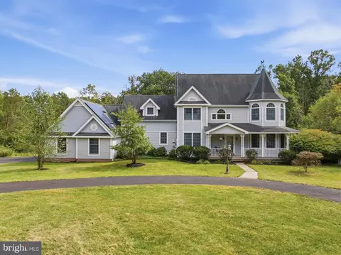 880 Cressman Rd, Harleysville, PA 19438