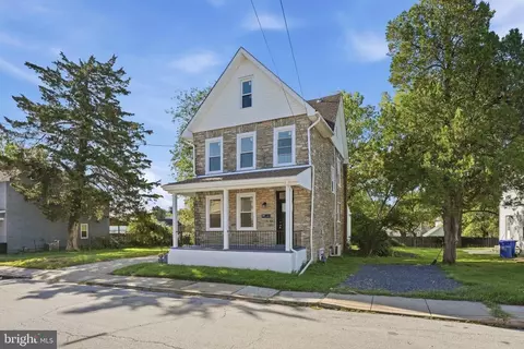 514 E Ave Apt, Glenside, PA 19038