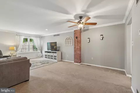 Living - 47 Cedar Ct, Limerick, PA 19468 photo 1 of 2