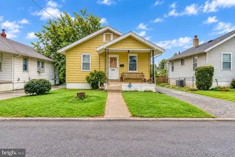 1009 Winchester Ave, Jenkintown, PA 19046