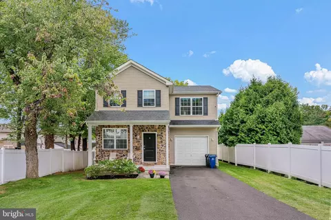 3014 Anzac Ave, Abington, PA 19001