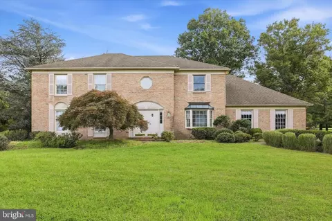 201 Hemlock Cir, North Wales, PA 19454