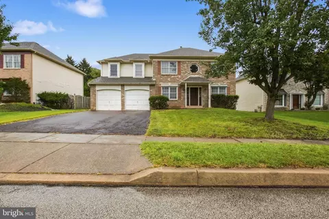 153 Hunsicker Dr Apt, Collegeville, PA 19426