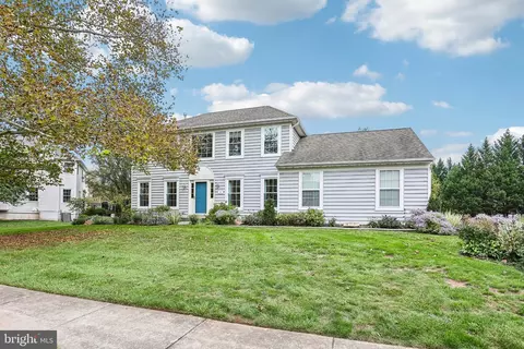 16 Argyle Ln Apt, Oaks, PA 19456