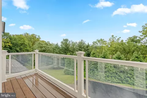 Exterior - 1242 County Line Rd, Wayne, PA 19087 photo 4 of 10