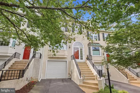 3041 Mitchell Ct #lafayette, Lafayette Hill, PA 19444