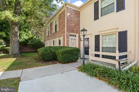 176 Cheshire Dr, Penllyn, PA 19422