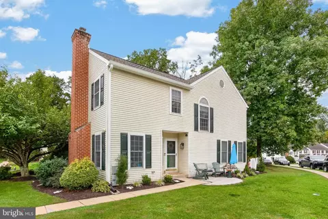 53 Aspen Way Apt, Schwenksville, PA 19473