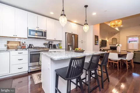 212 Wood St, Conshohocken, PA 19428