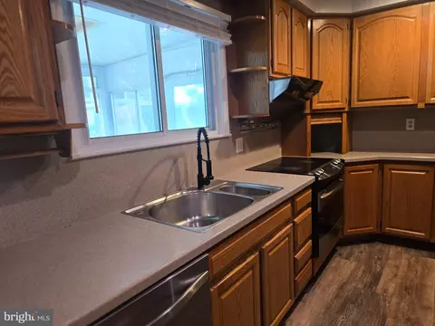 217 Tyler Rd #king, King Of Prussia, PA 19406