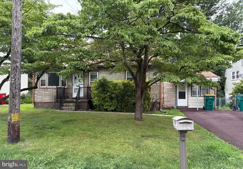 707 Green St Apt, Lansdale, PA 19446