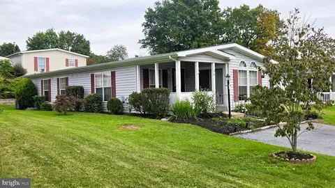 30 Juniper Ct E Apt, Harleysville, PA 19438