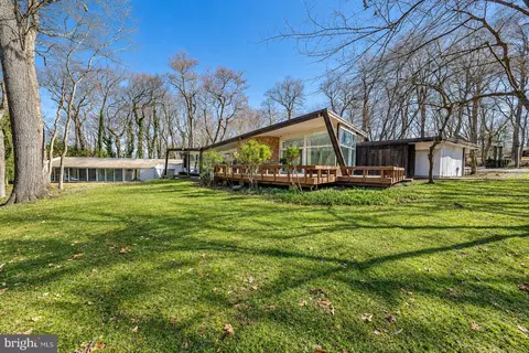 39 Fairview Rd, Penn Valley, PA 19072