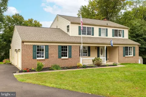 340 Arionne Dr Apt, Hatboro, PA 19040