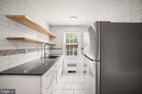 5 Trent Rd, Wynnewood, PA 19096