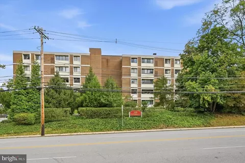 103 W Montgomery Ave #3-C, Ardmore, PA 19003