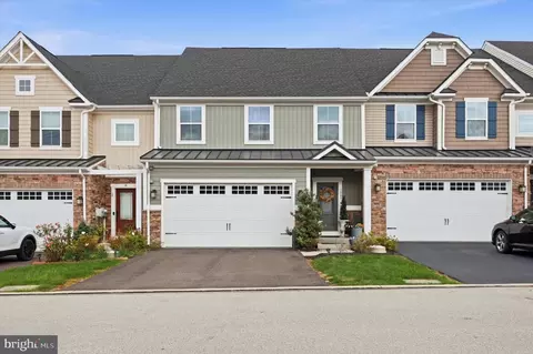 1045 Moscariello Ln Apt, Royersford, PA 19468