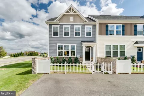 2 Ryan Ct, Gilbertsville, PA 19525