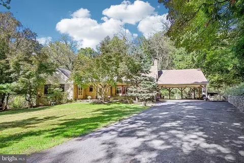 3 Moredon Rd #huntingdon, Huntingdon Valley, PA 19006