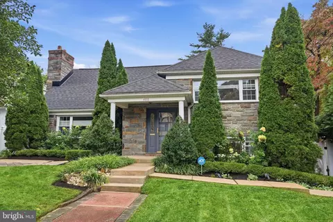 400 Upland Rd #elkins, Elkins Park, PA 19027