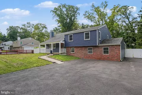 128 County Line Rd, Lansdale, PA 19446