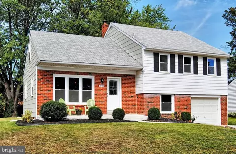 2933 Michele Dr Apt, Norristown, PA 19403