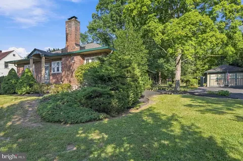 1234 Farmington Ave, Pottstown, PA 19464