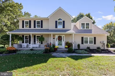 164 Pinehurst Way Apt, Gilbertsville, PA 19525