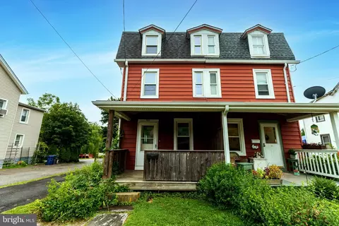 383 Stewart Ave, Jenkintown, PA 19046
