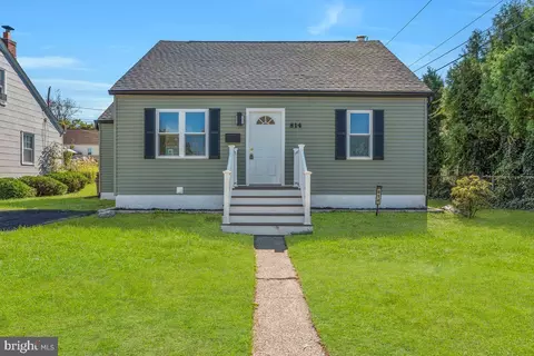 814 N Warren St Apt, Pottstown, PA 19464