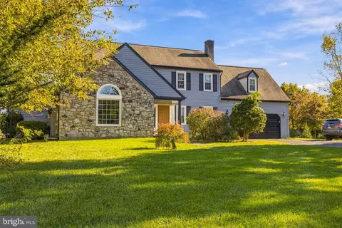 276 Old Mill Rd Apt, Royersford, PA 19468