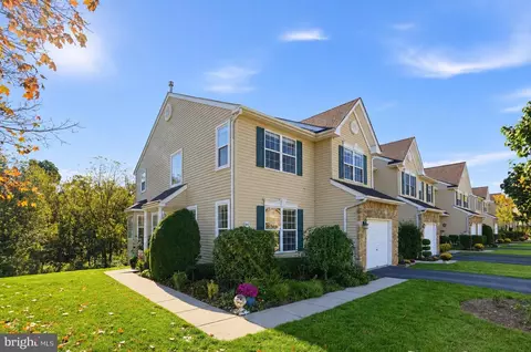 997 Katie Cir, Royersford, PA 19468