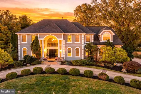 210 Mcclure Dr, Blue Bell, PA 19422