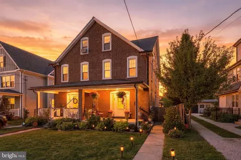 28 Lee Ave #bryn, Bryn Mawr, PA 19010