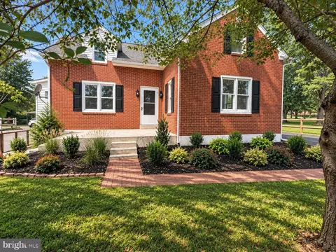 510 Limerick Center Rd, Royersford, PA 19468