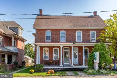 102 Quakertown Ave Apt, Pennsburg, PA 18073