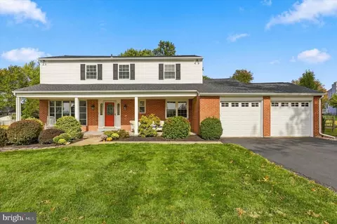 947 Patriot Dr Apt, Lansdale, PA 19446