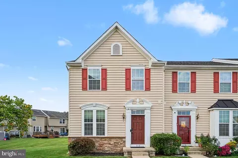 118 Topaz Dr, Gilbertsville, PA 19525