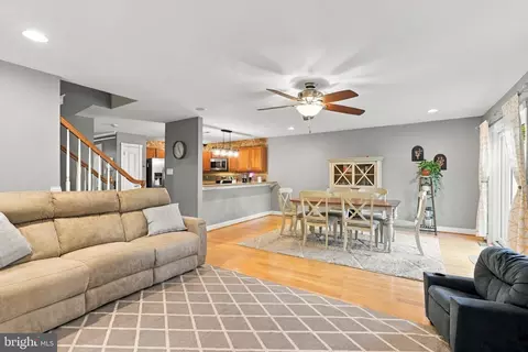 213 Wyncote Ct Apt, Lansdale, PA 19446