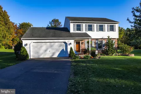 1447 Mensch Ln, Gilbertsville, PA 19525