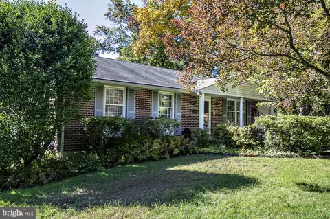 1802 Ansley Ln, Blue Bell, PA 19422