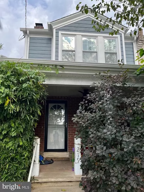 219 Hillside Ave Apt, Jenkintown, PA 19046