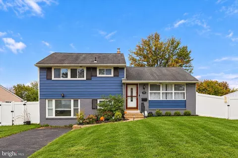 2738 Rossiter Ave, Abington, PA 19001