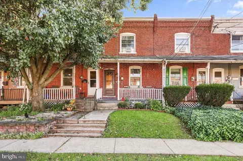 326 W 5th St, Lansdale, PA 19446