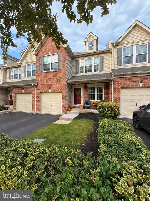 108 Williamsburg Apt, Lansdale, PA 19446