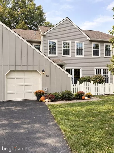 288 Tulip Tree Ct, Blue Bell, PA 19422