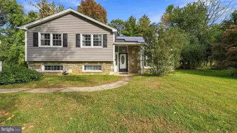 7901 Waltham Rd Apt, Cheltenham, PA 19012