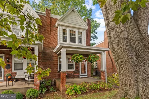 1721 Powell St, Norristown, PA 19401