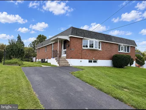 619 Turf Ln Apt, Conshohocken, PA 19428