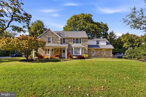 8300 Fairview Rd #elkins, Elkins Park, PA 19027